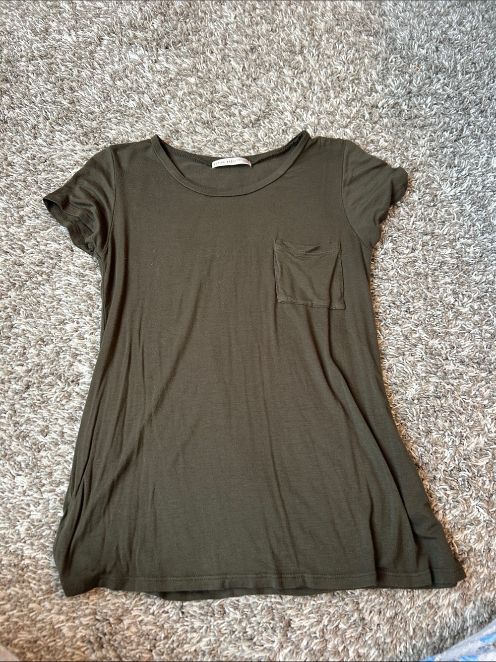 Active Basic Olive Green Short Sleeve Pocket Tee